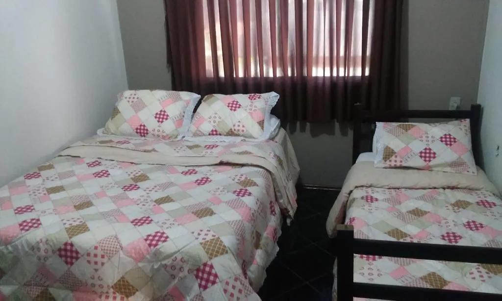 Hotel E Pousada Via Mar Itapocu Brasil